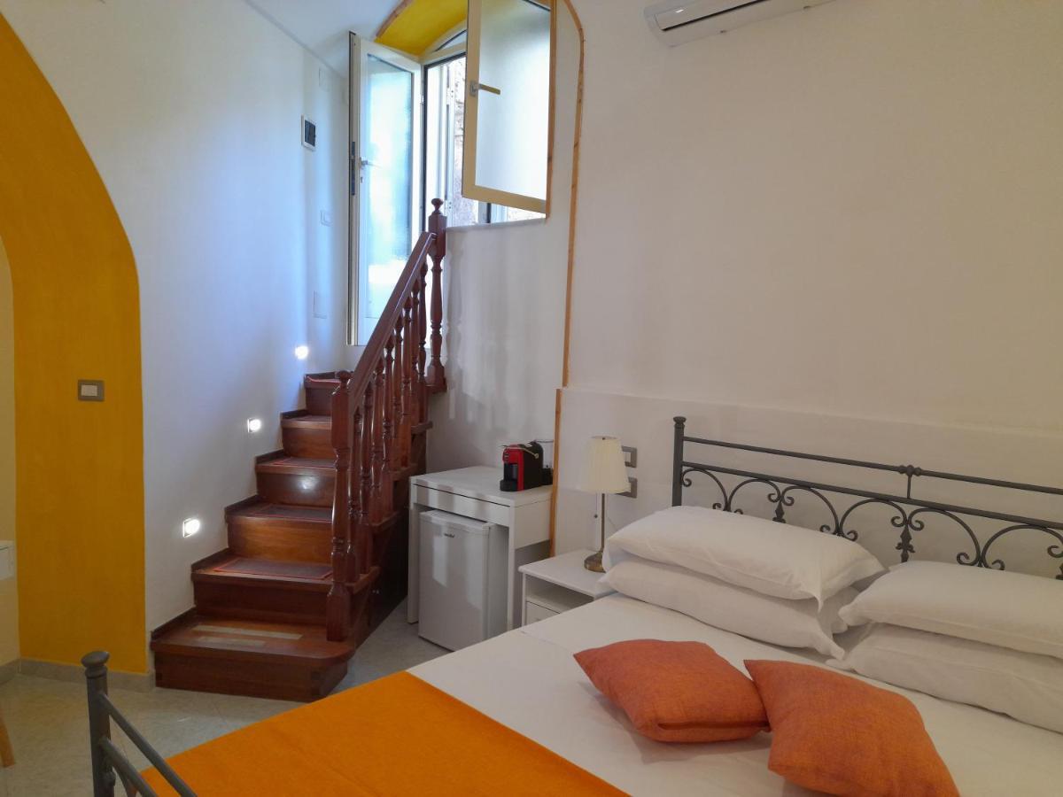 Mezza Torre B&B Procida Exterior photo
